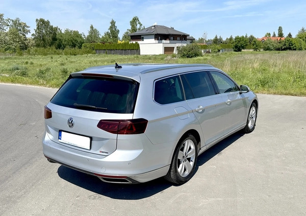 Volkswagen Passat cena 117999 przebieg: 135000, rok produkcji 2020 z Głogówek małe 92